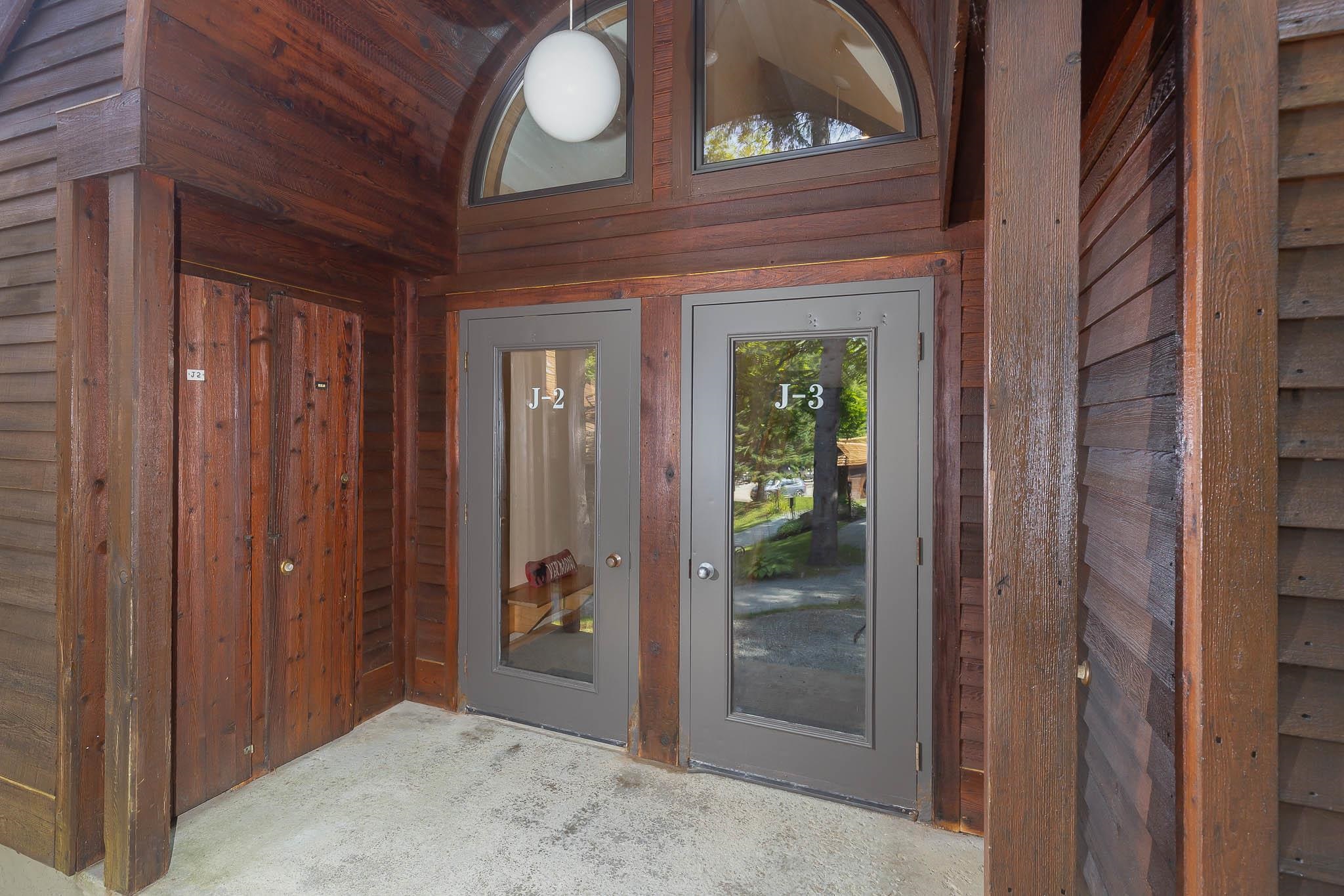 180 Highridge Road Unit: J2
