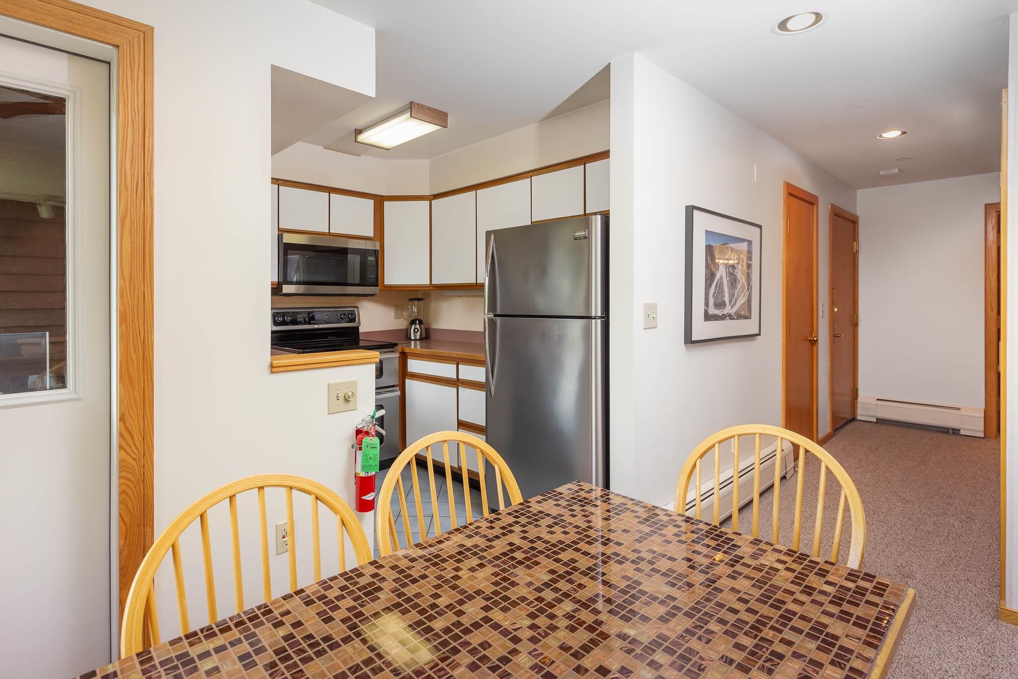 180 Highridge Road Unit: J2