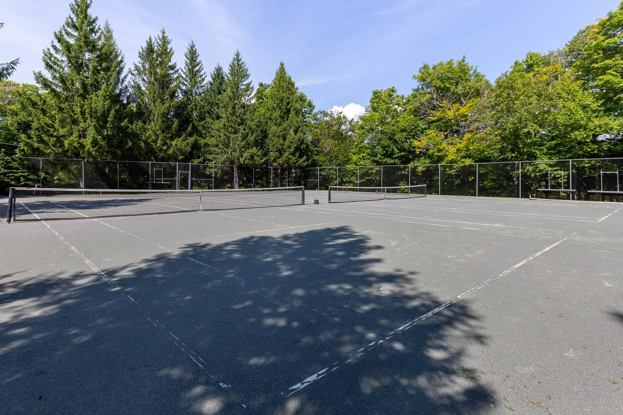 180 Highridge Road Unit: J2