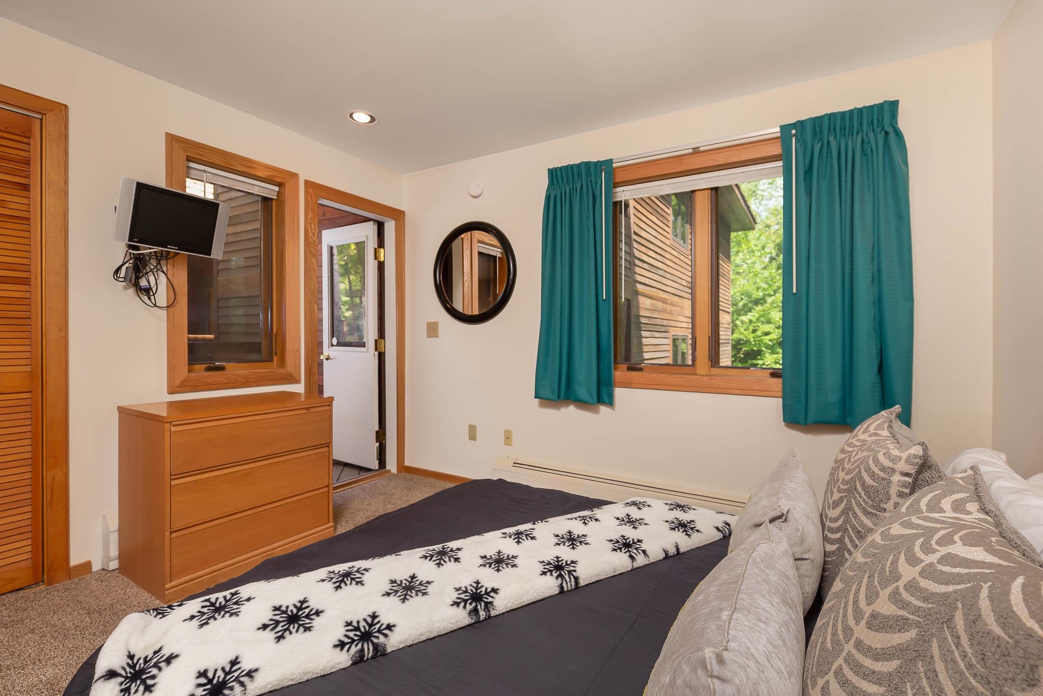 180 Highridge Road Unit: J2