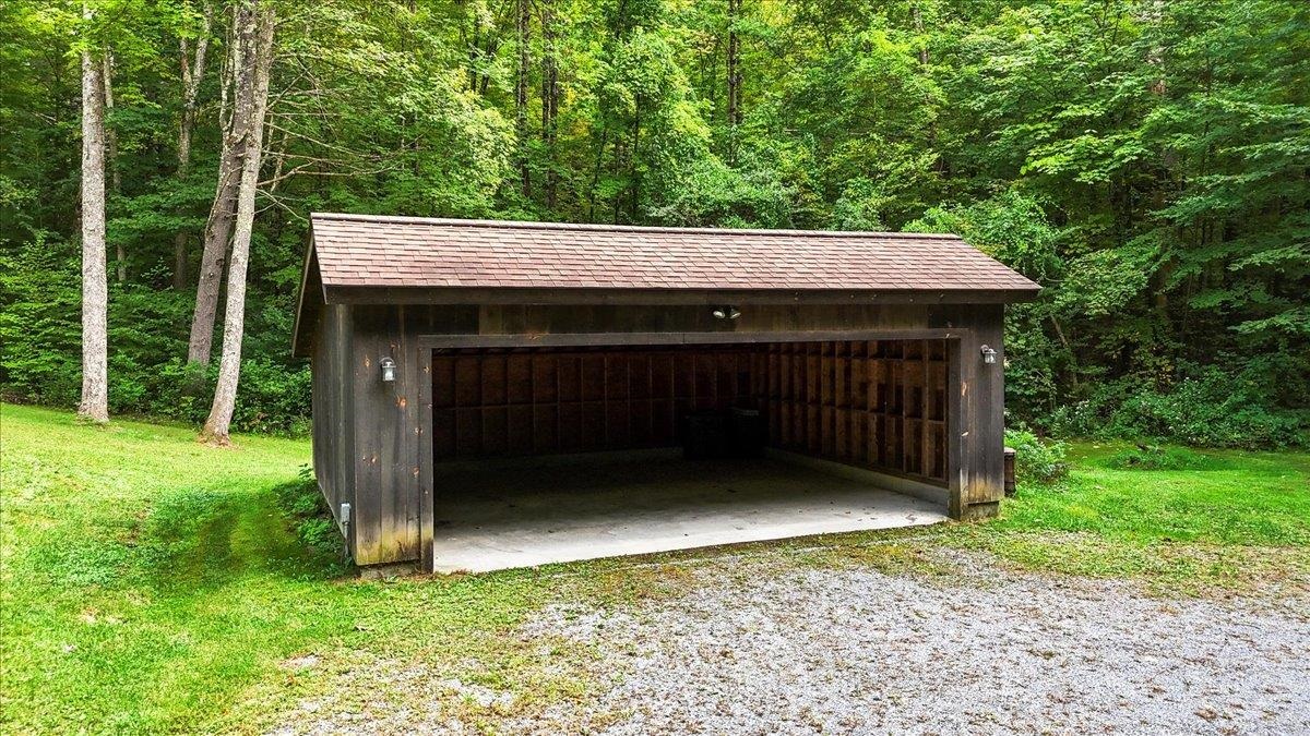 744 Dunlap Farm Road