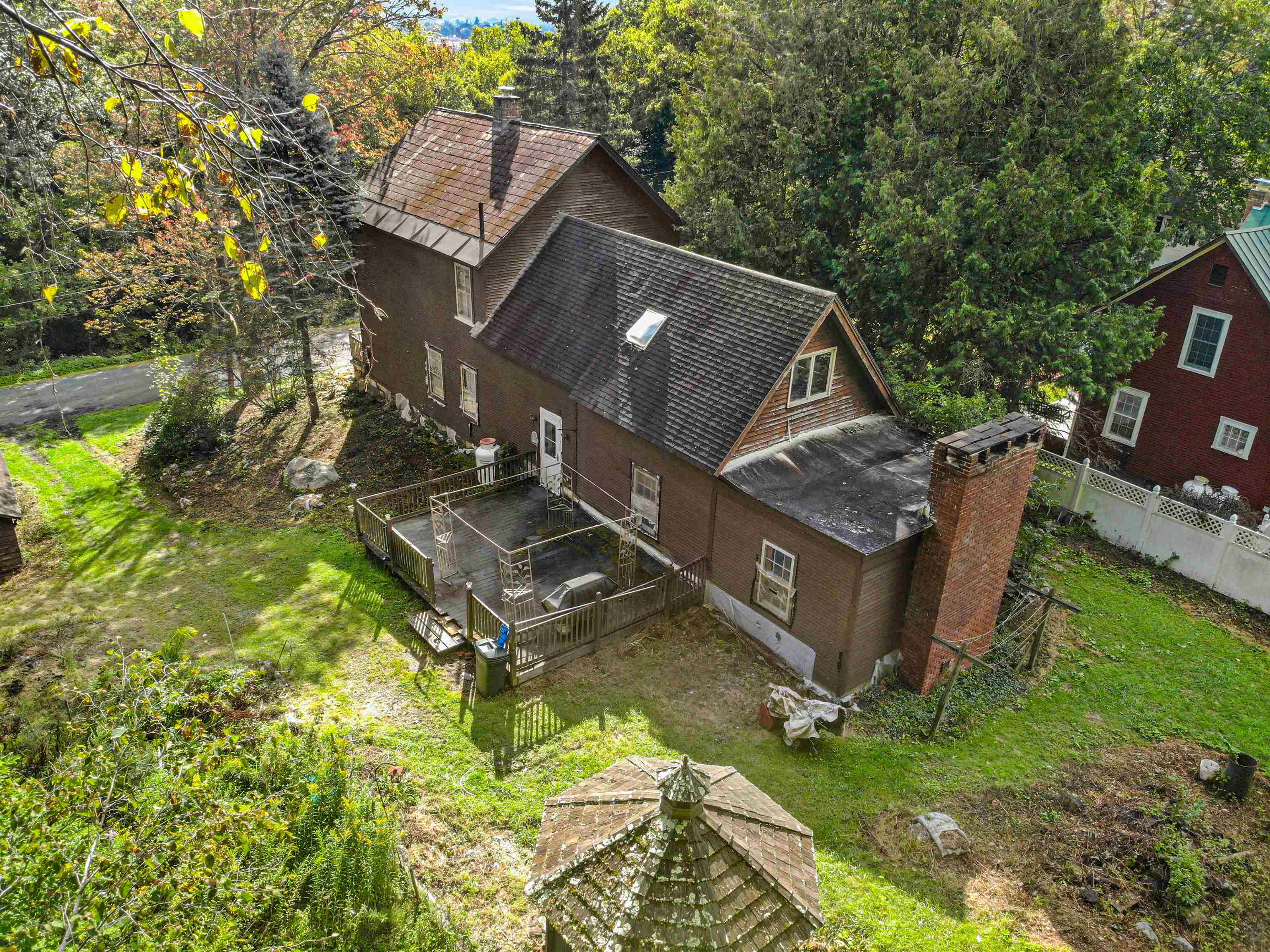 85 Evergreen Avenue