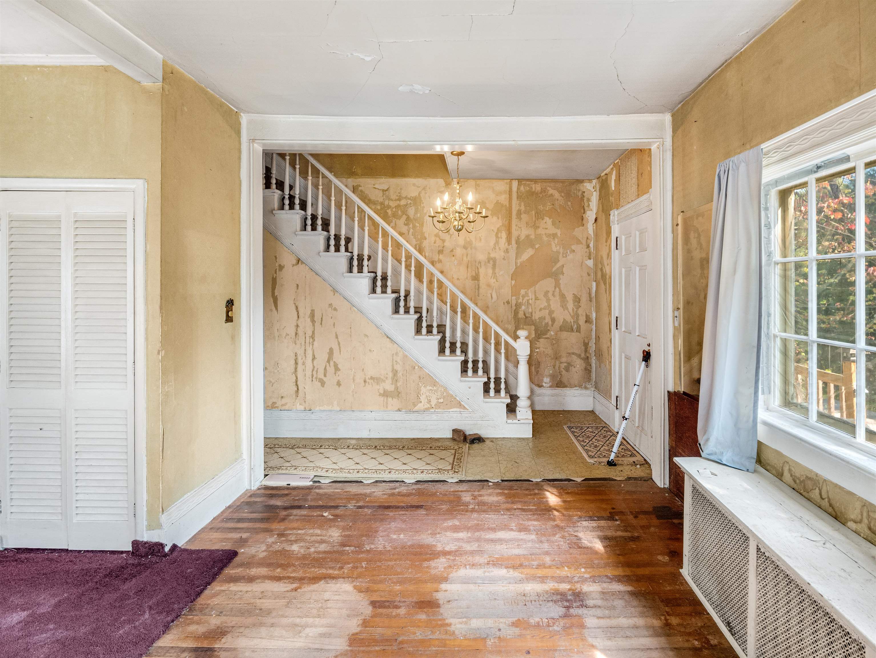 85 Evergreen Avenue