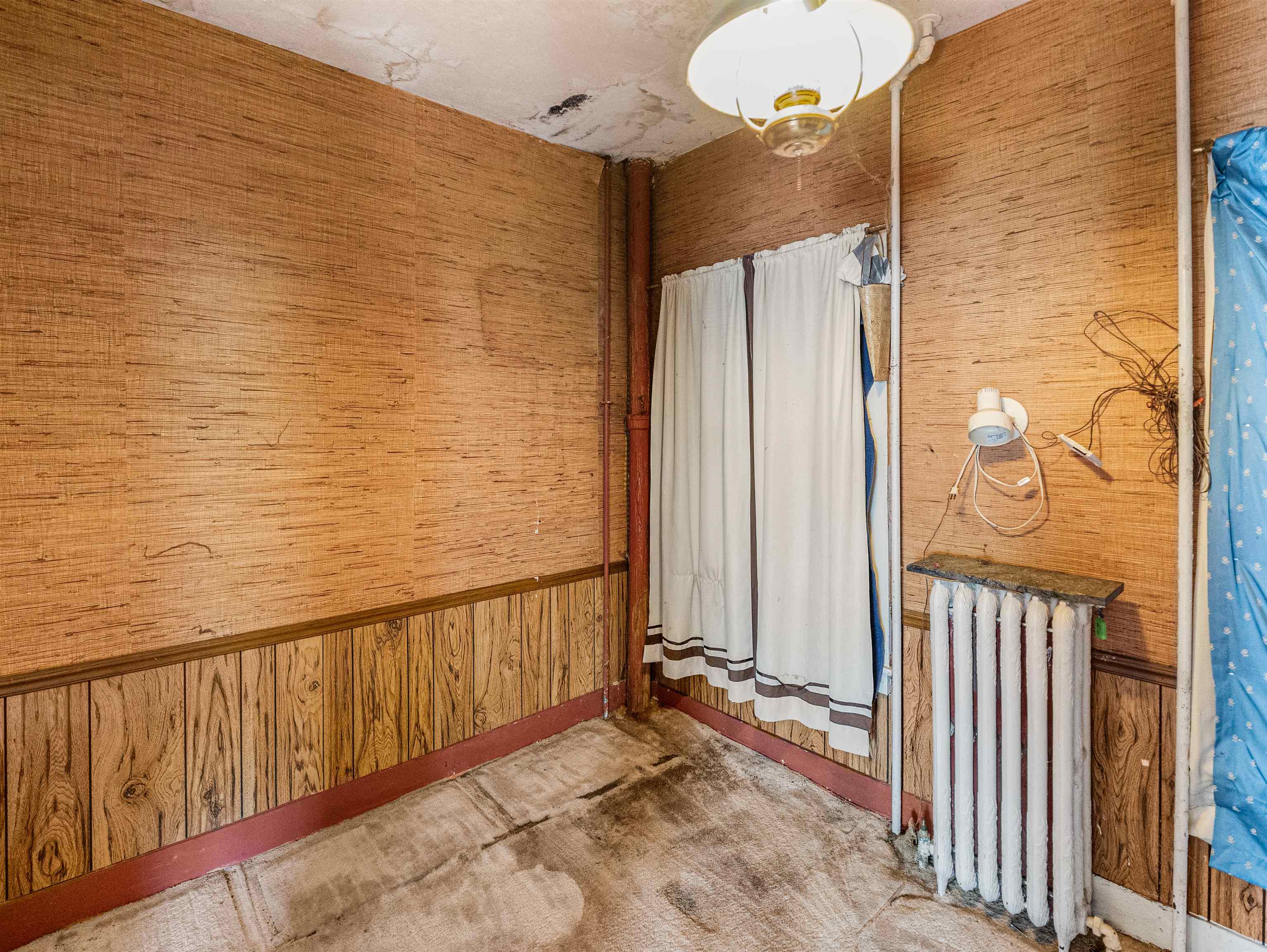 85 Evergreen Avenue