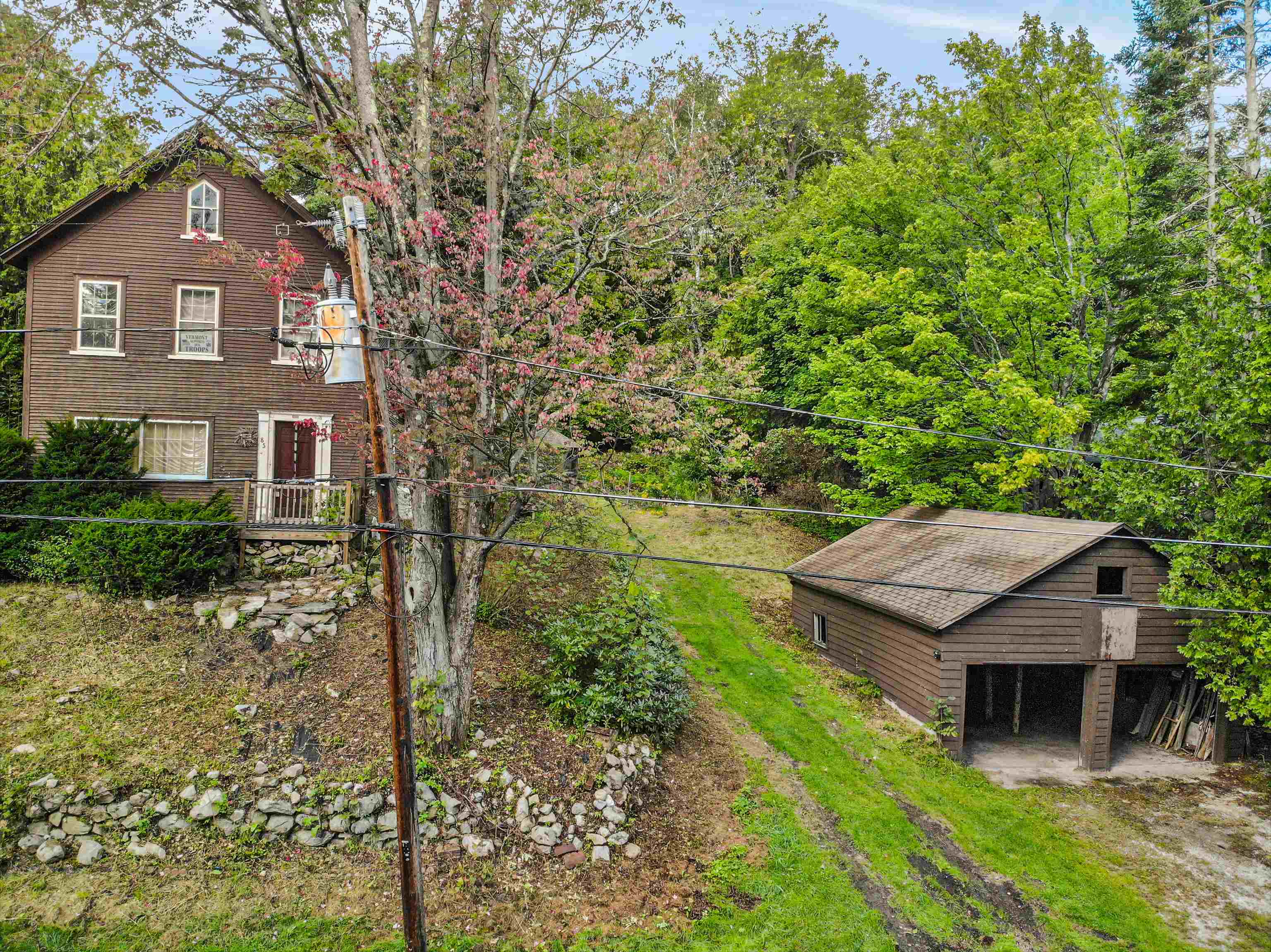 85 Evergreen Avenue