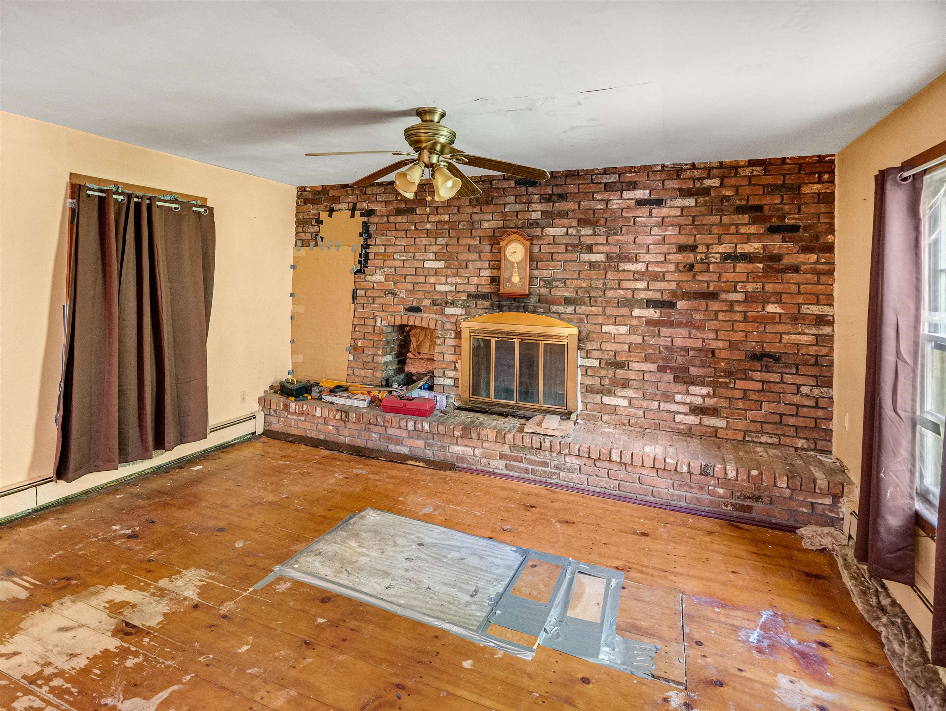85 Evergreen Avenue