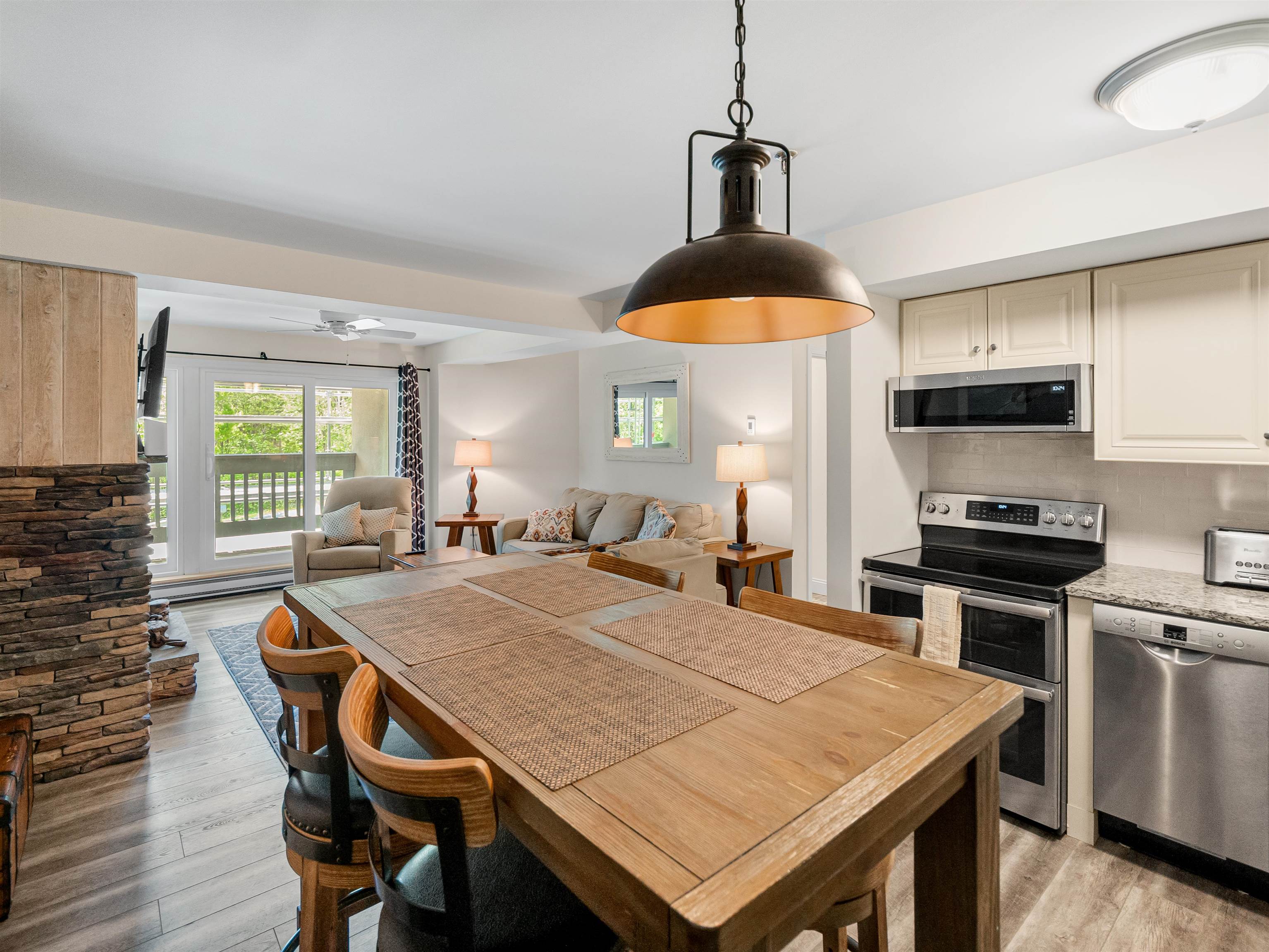133 East Mountain Road Unit: 3C15