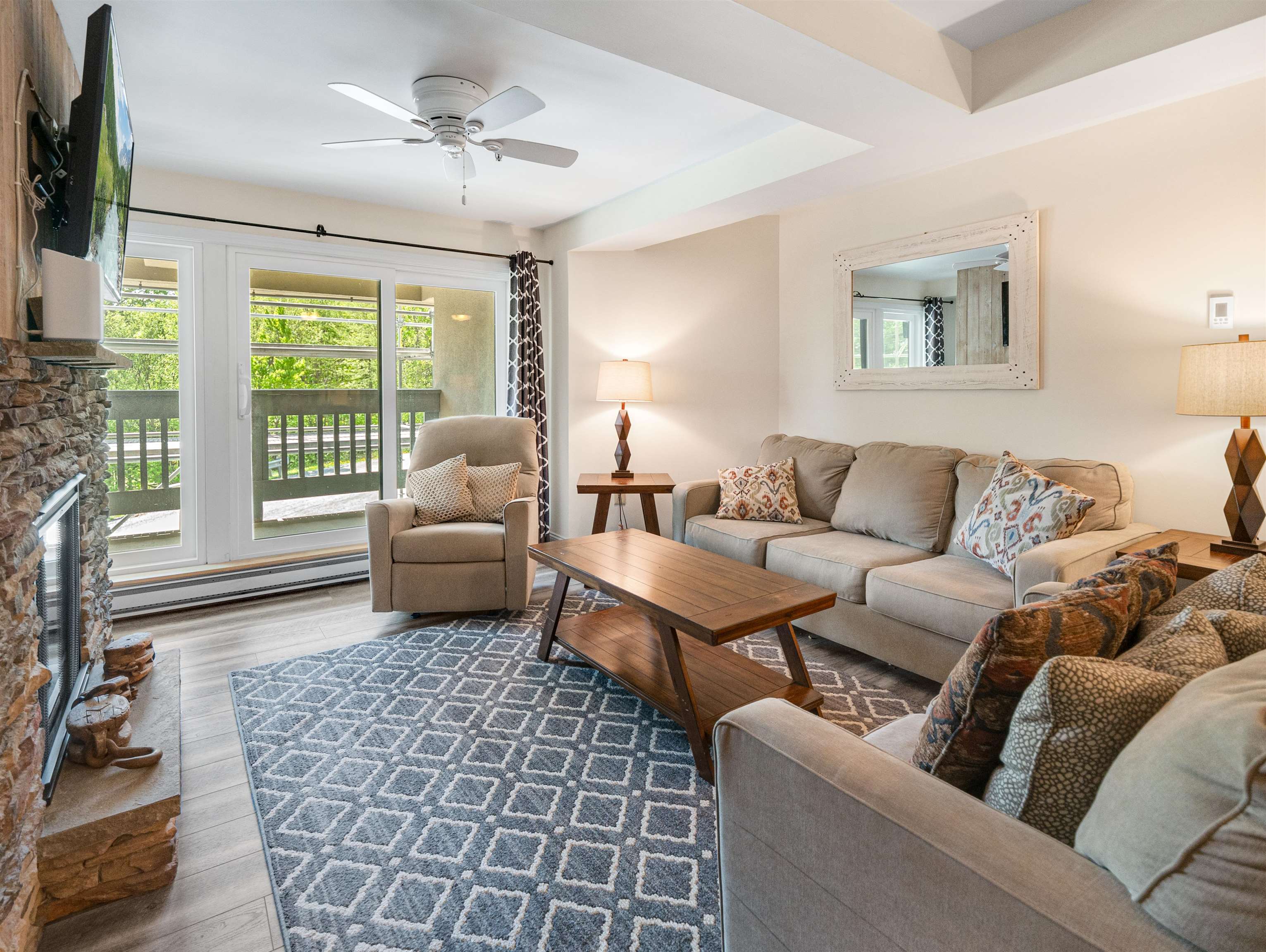 133 East Mountain Road Unit: 3C15