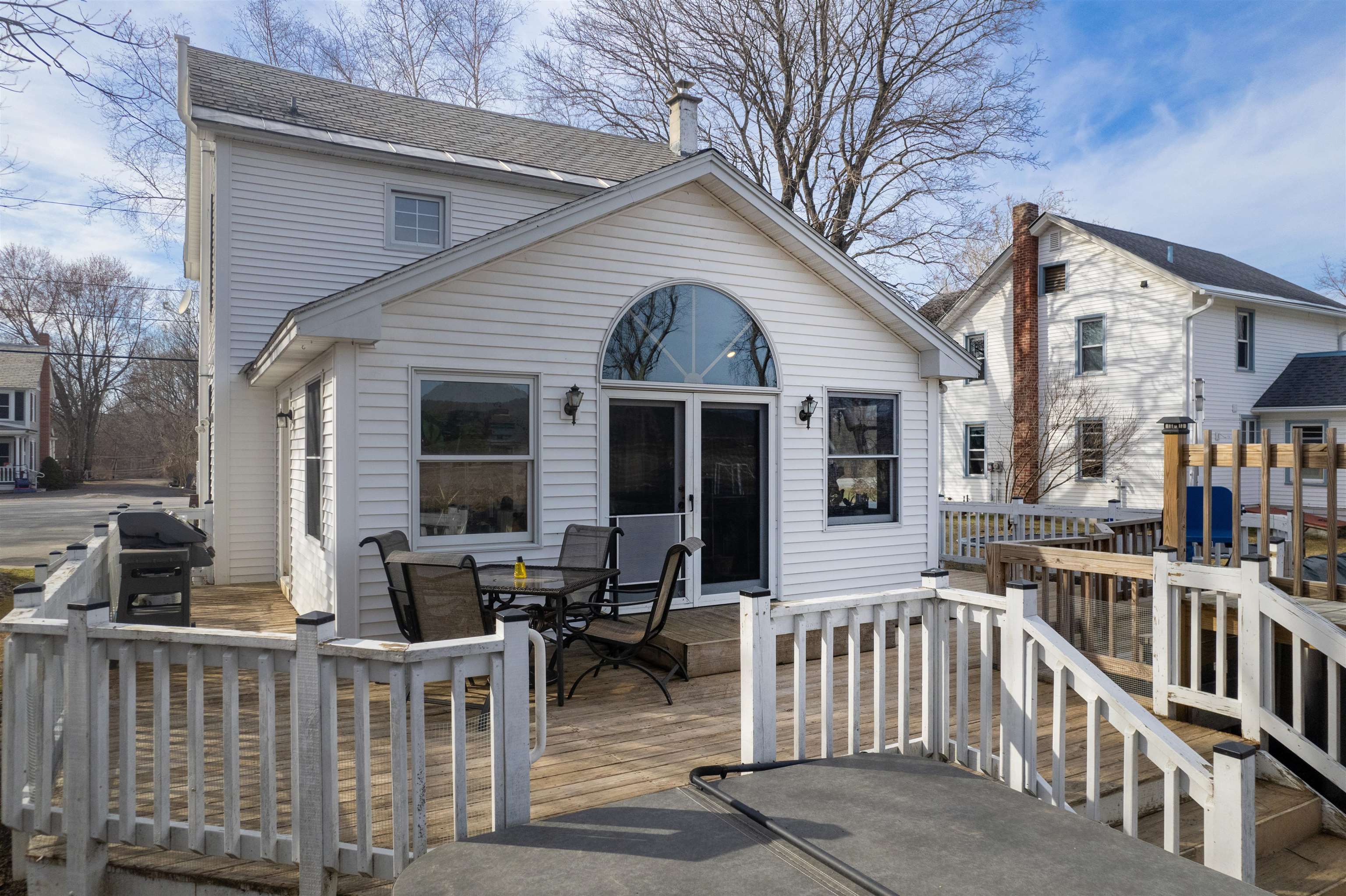 325 South Street