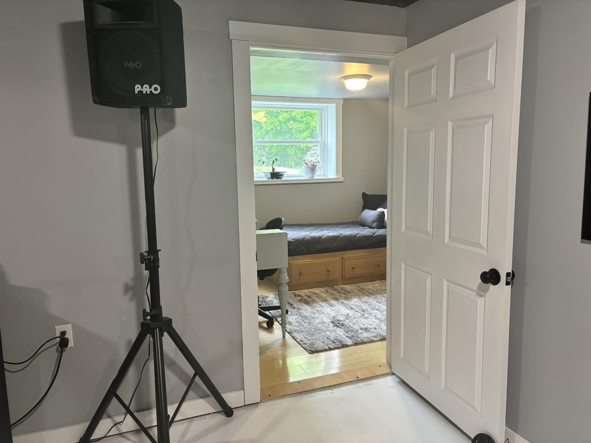82 Glenbrook Road