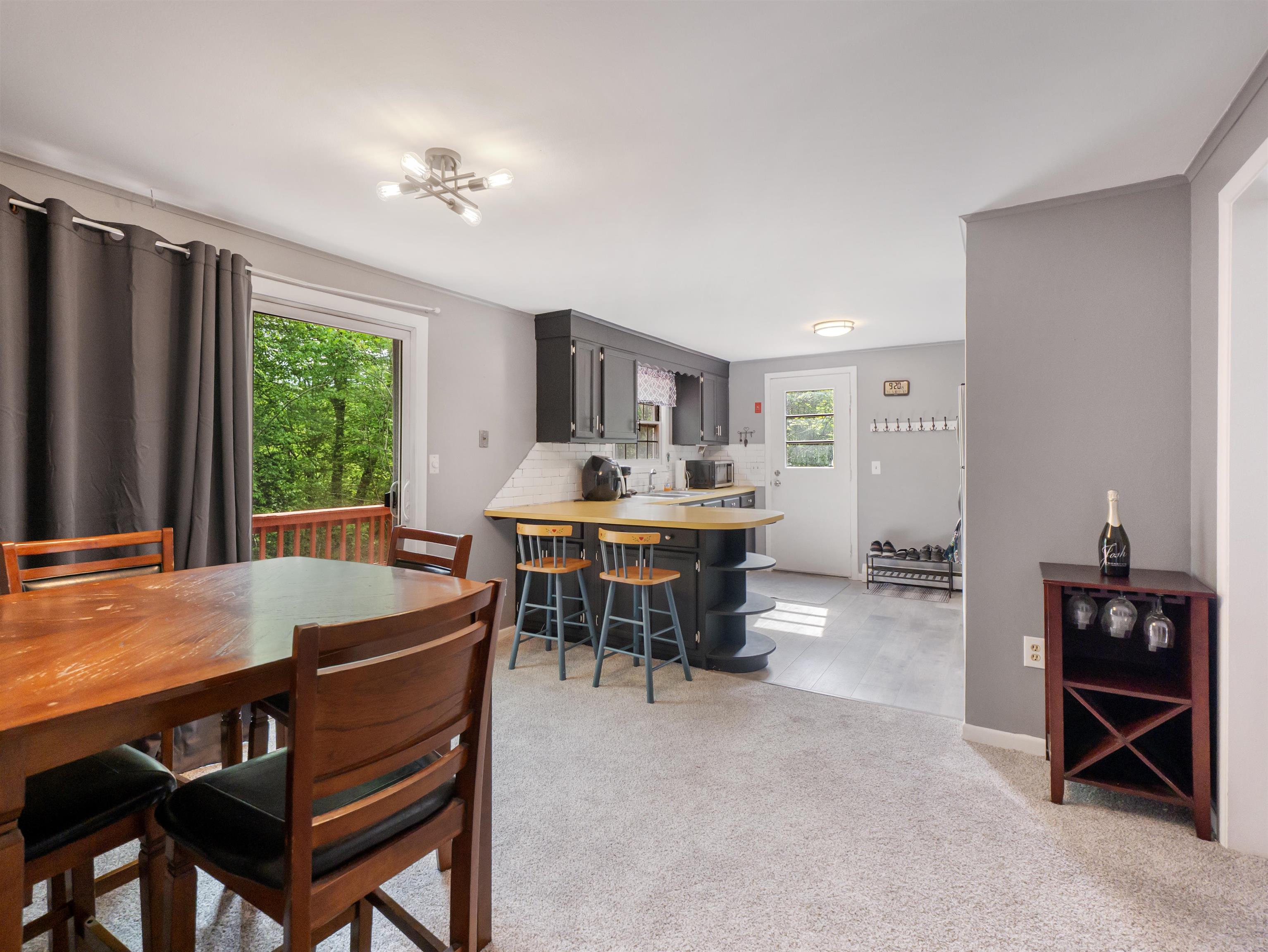 1427 Woodstock Road