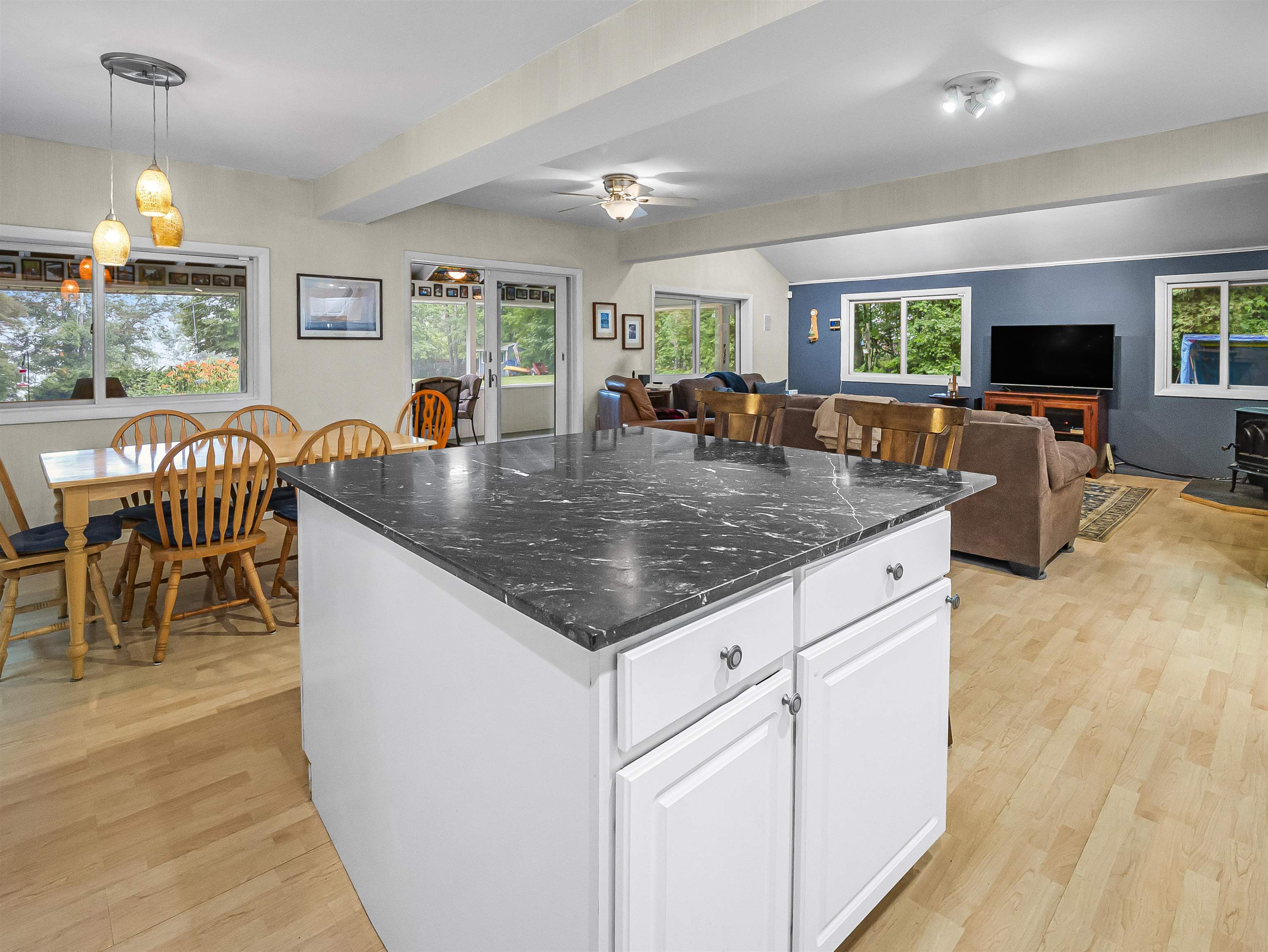 885 Cedar Mountain Road