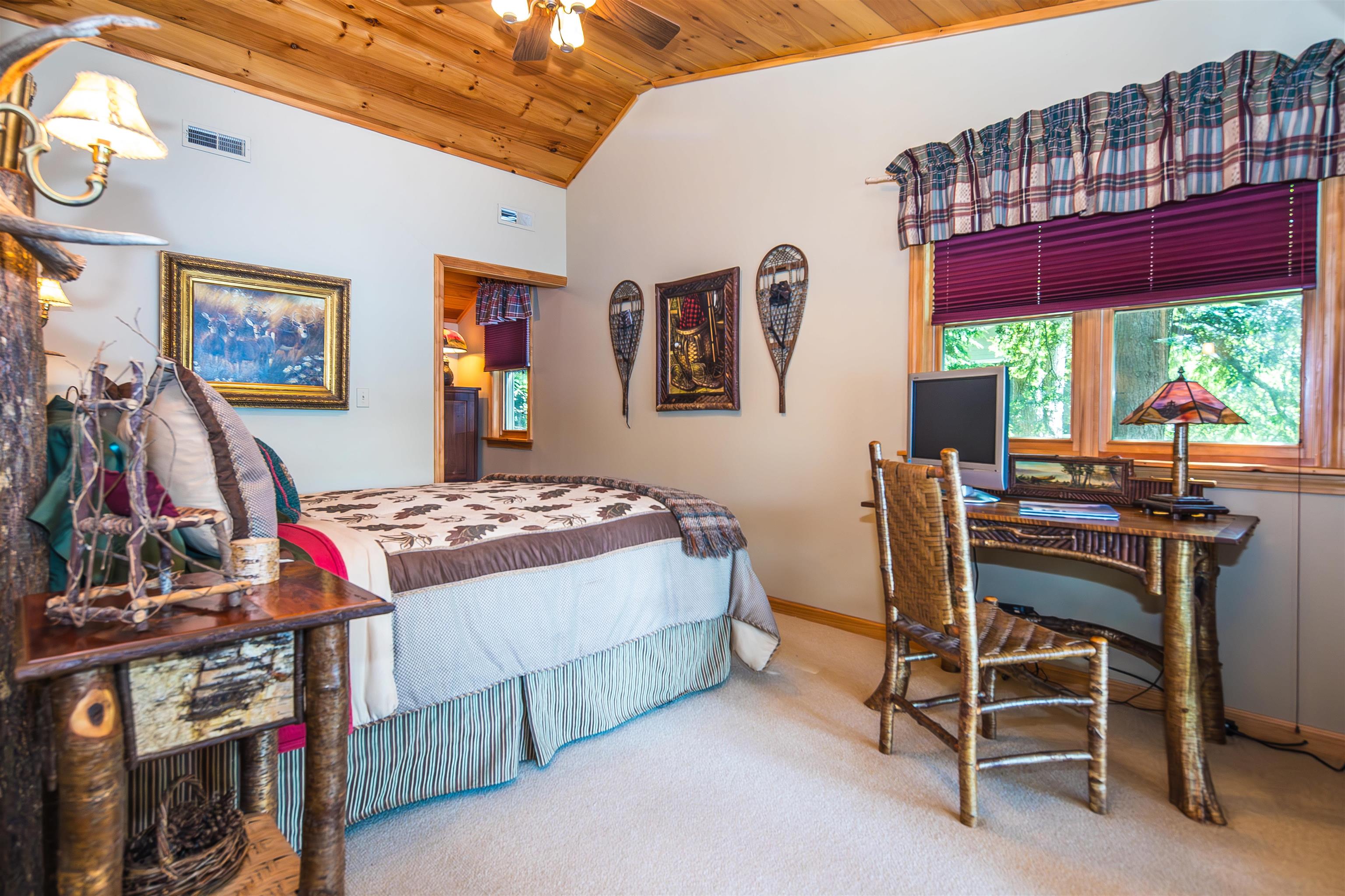 289 Ledgemere Point