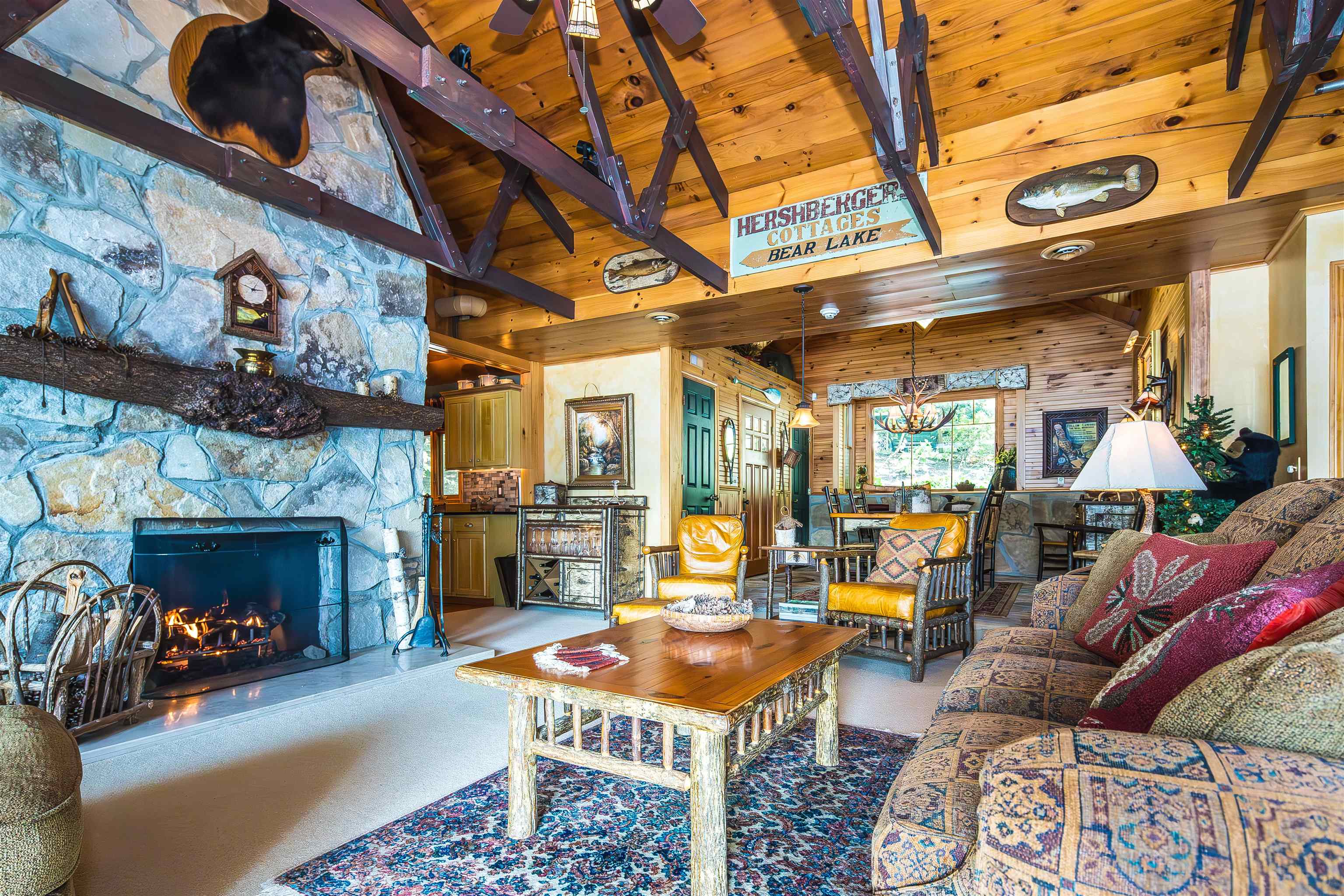 289 Ledgemere Point