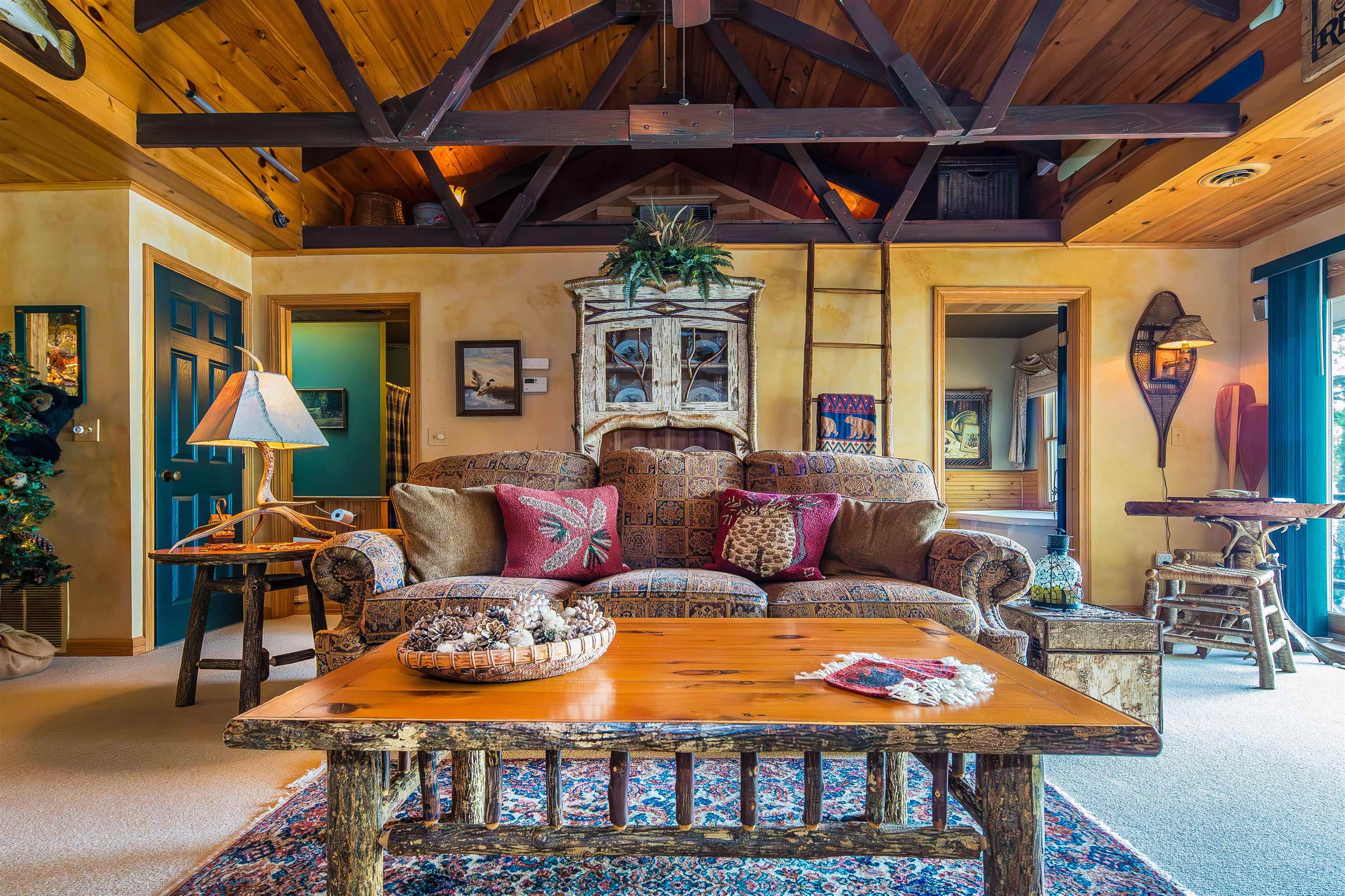 289 Ledgemere Point