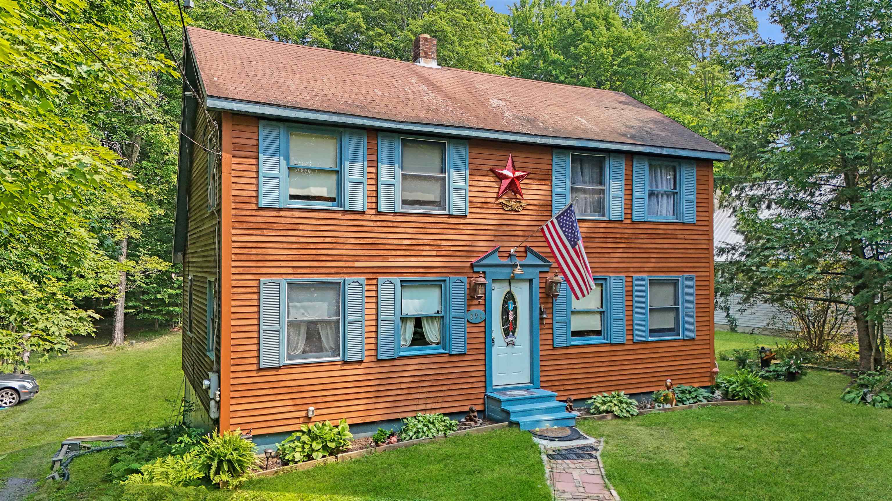 292 Ledgemere Point
