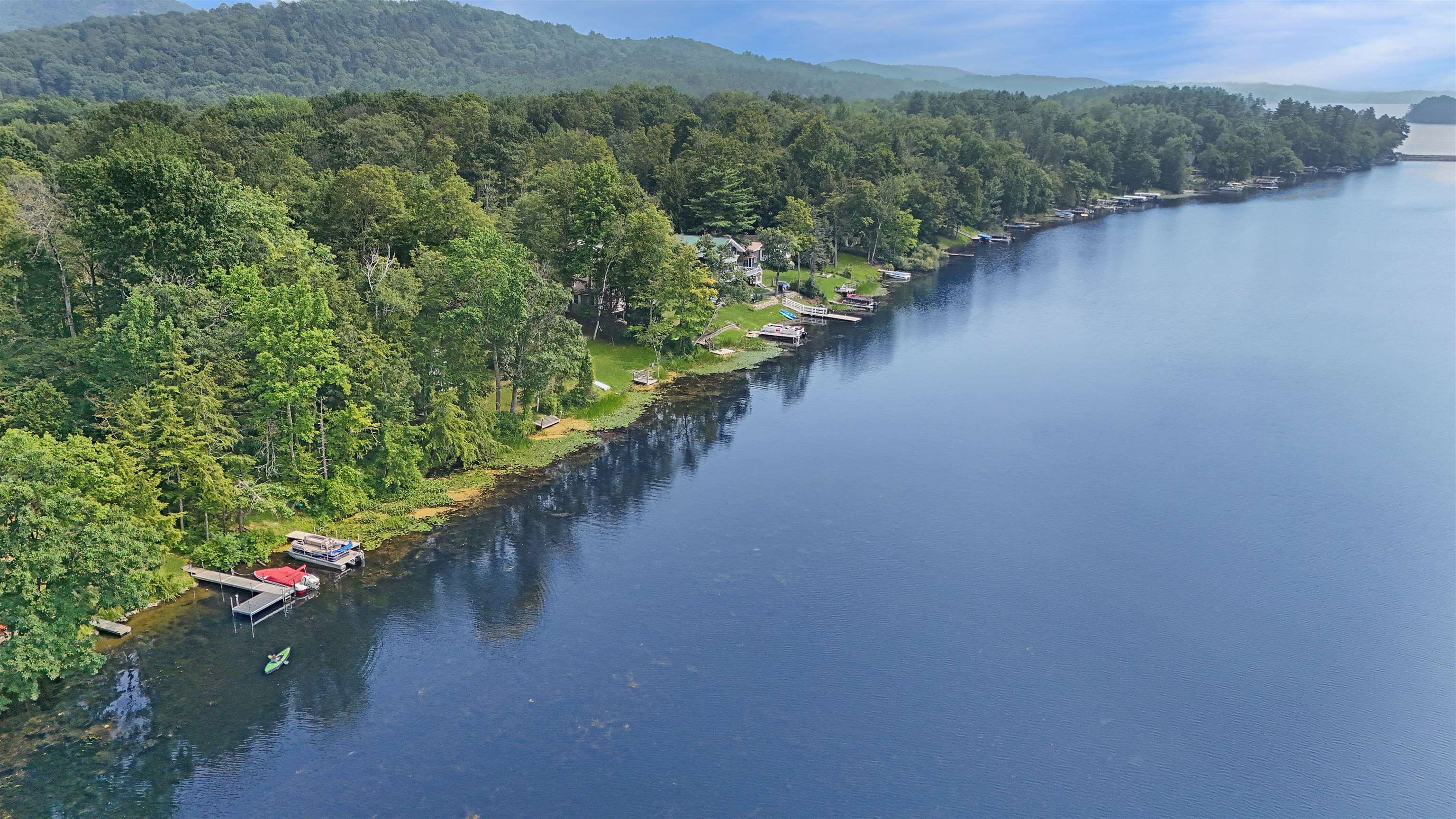 292 Ledgemere Point