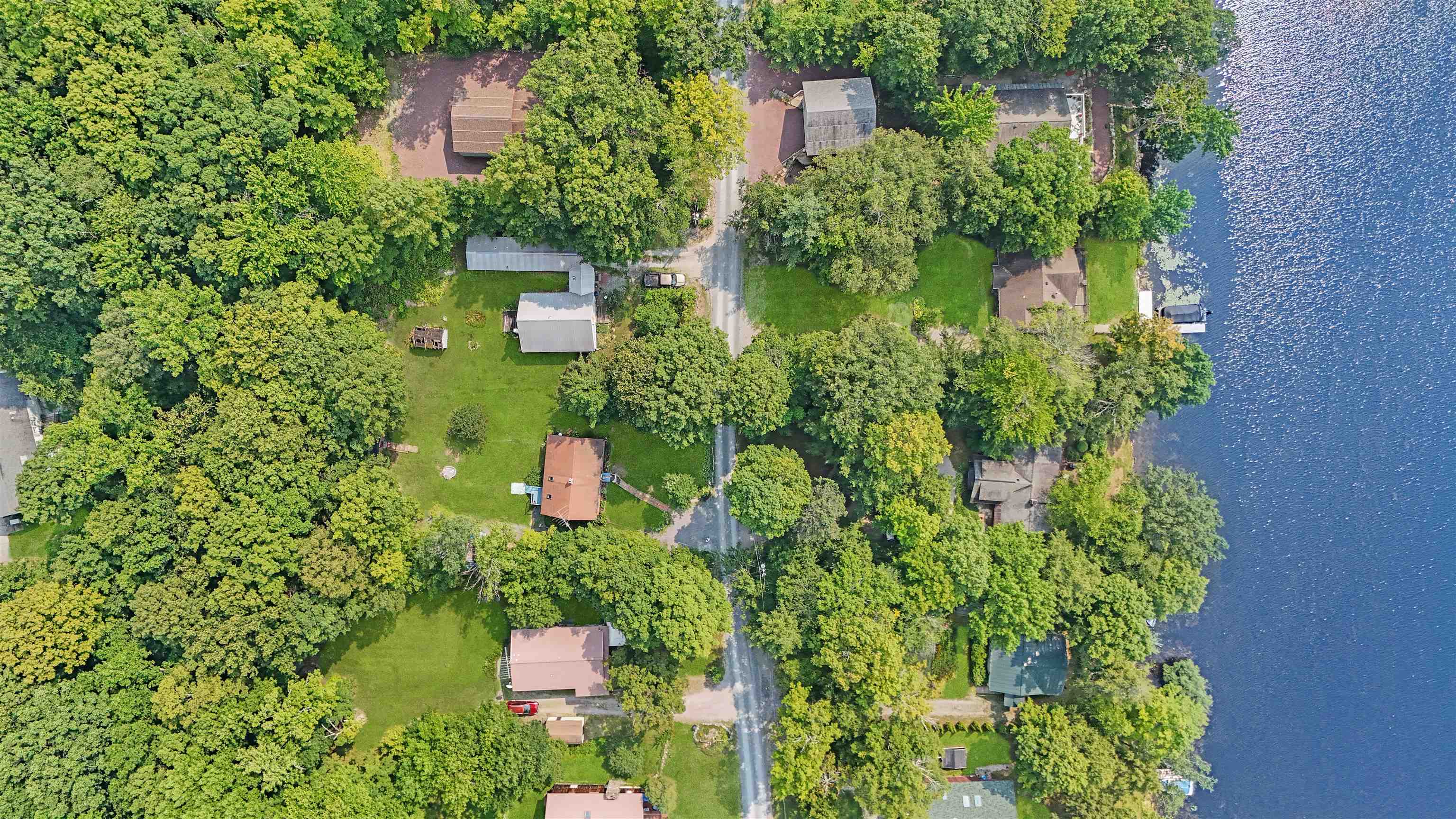 292 Ledgemere Point