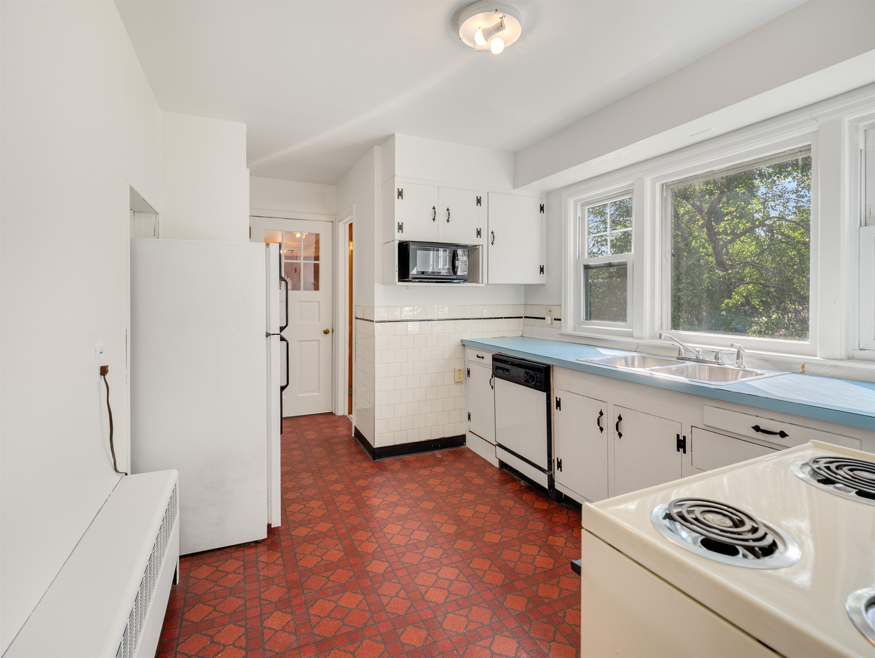 56 Engrem Avenue