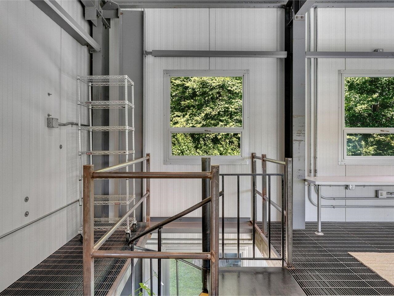 578 East Barnard Road