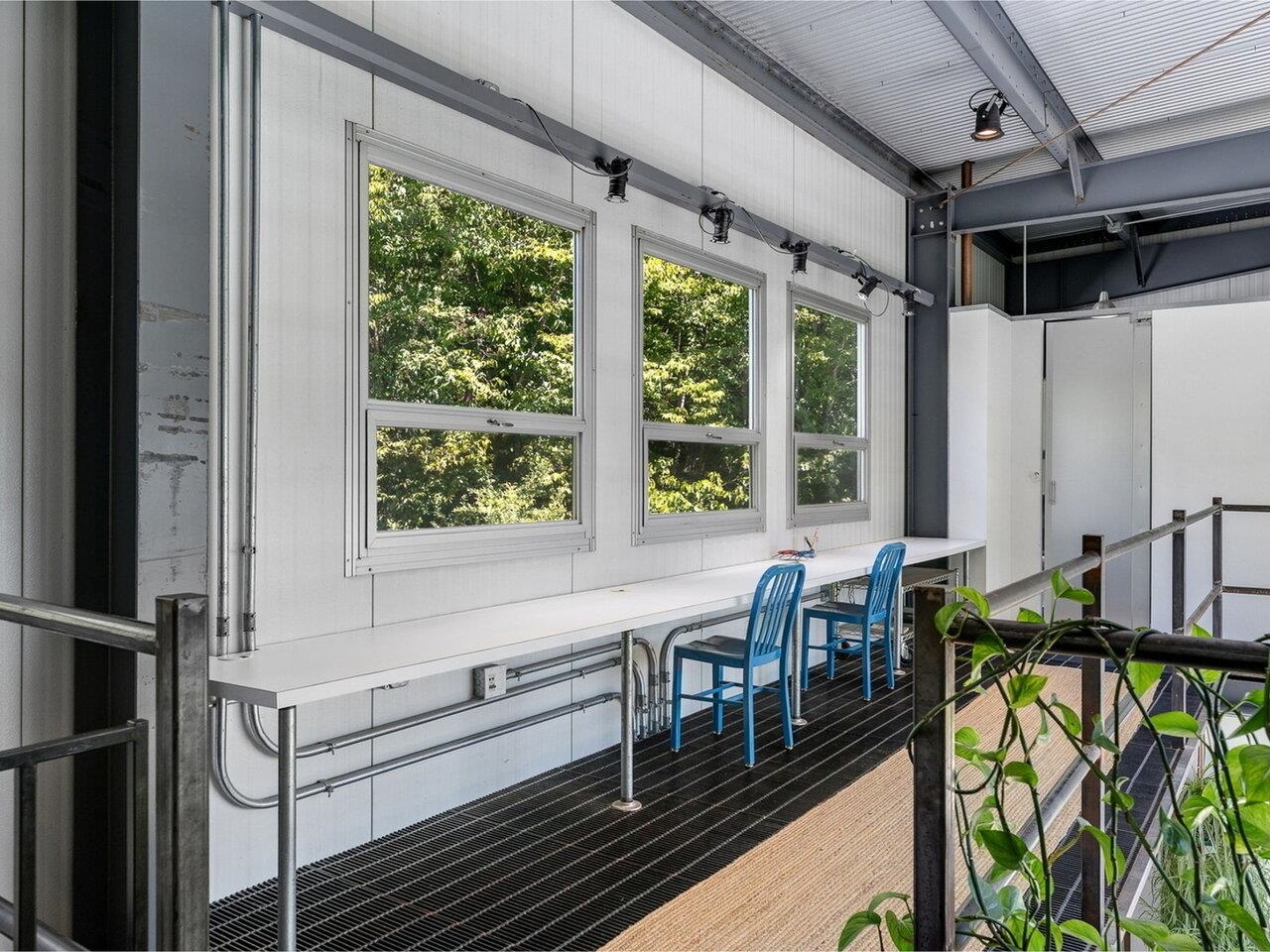 578 East Barnard Road