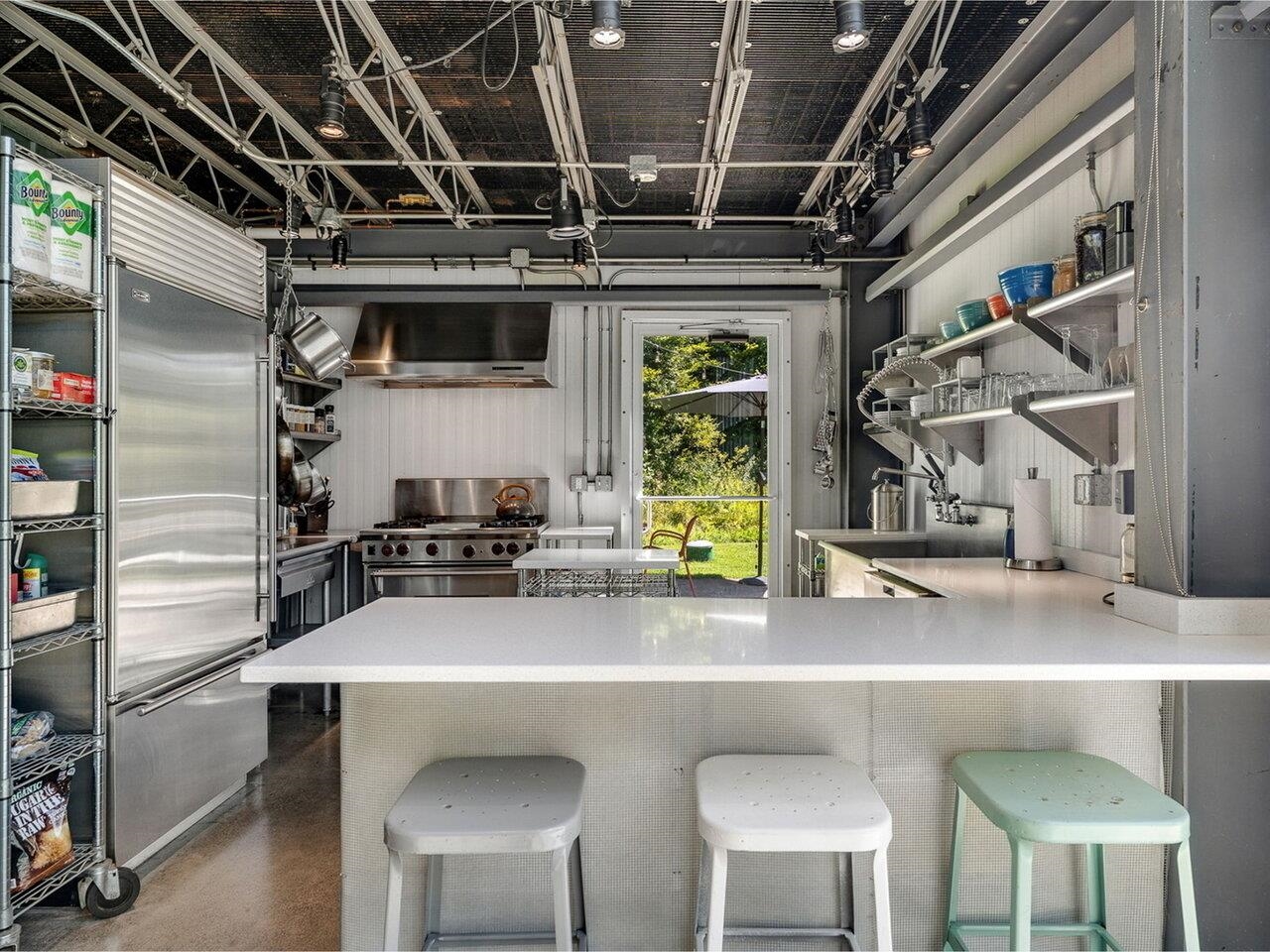 578 East Barnard Road