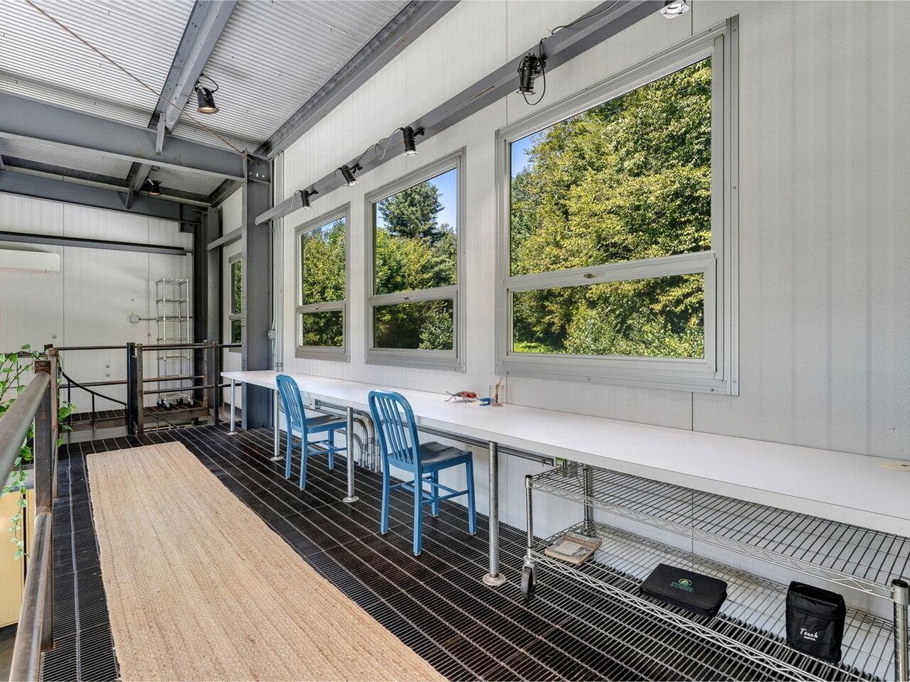 578 East Barnard Road