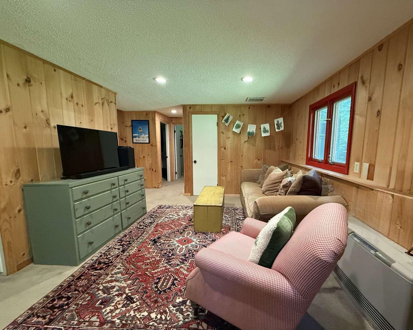 125 Valley View Road