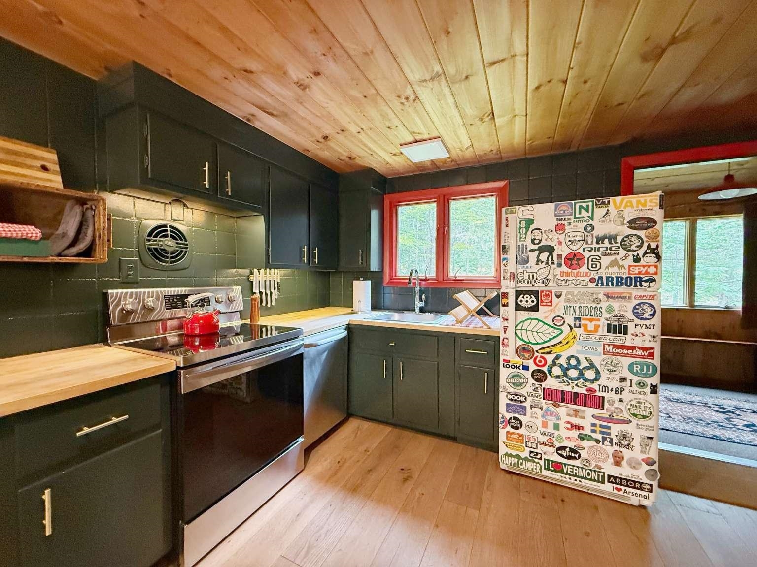 125 Valley View Road