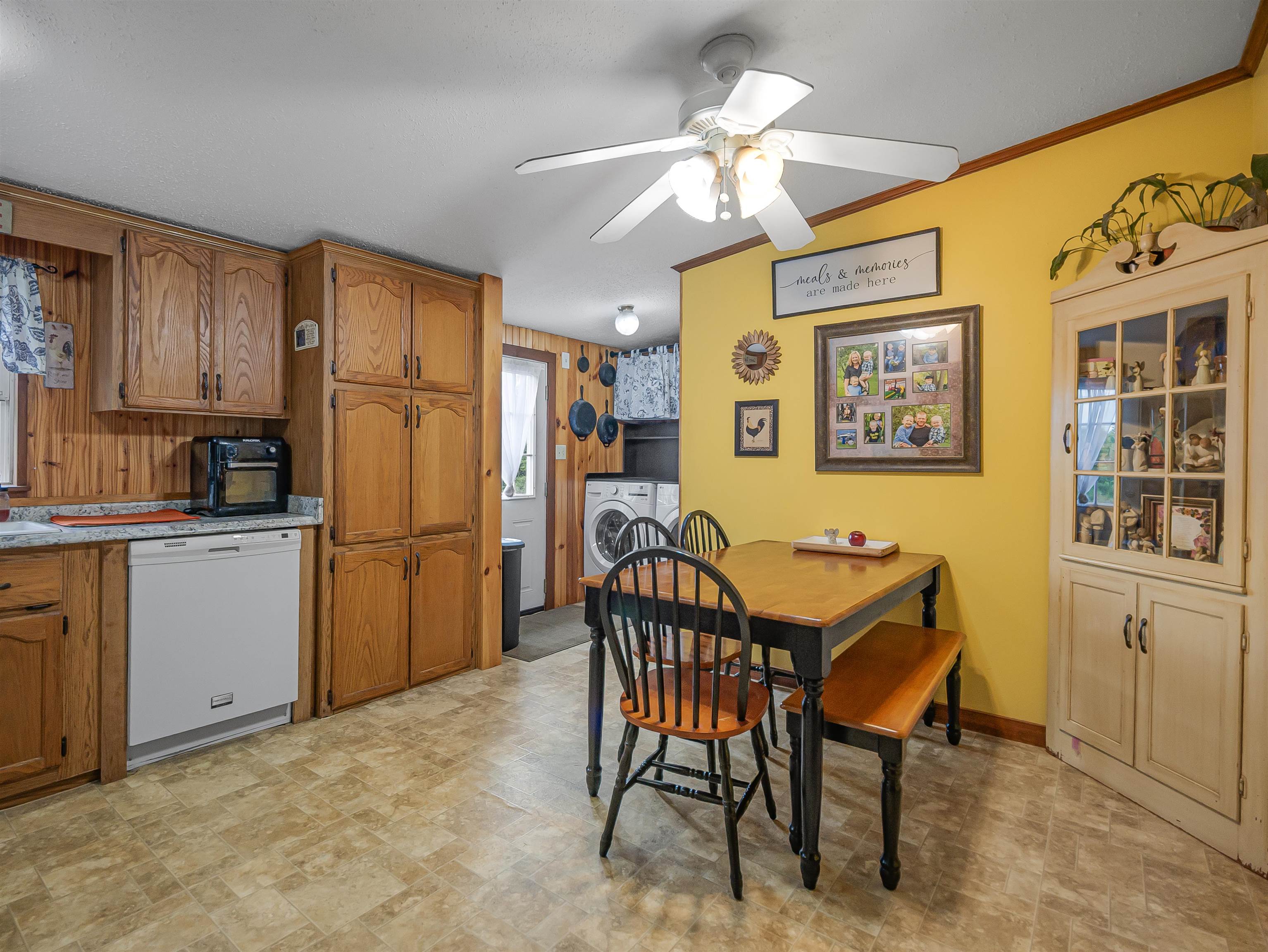 1051 Monument Hill Road