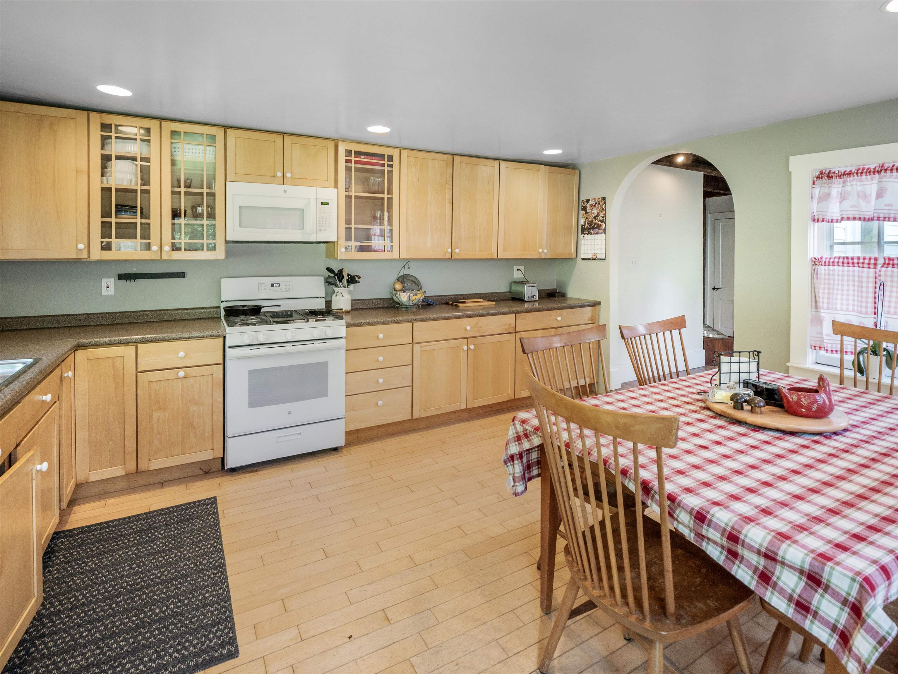 1326 Curtis Hollow Road