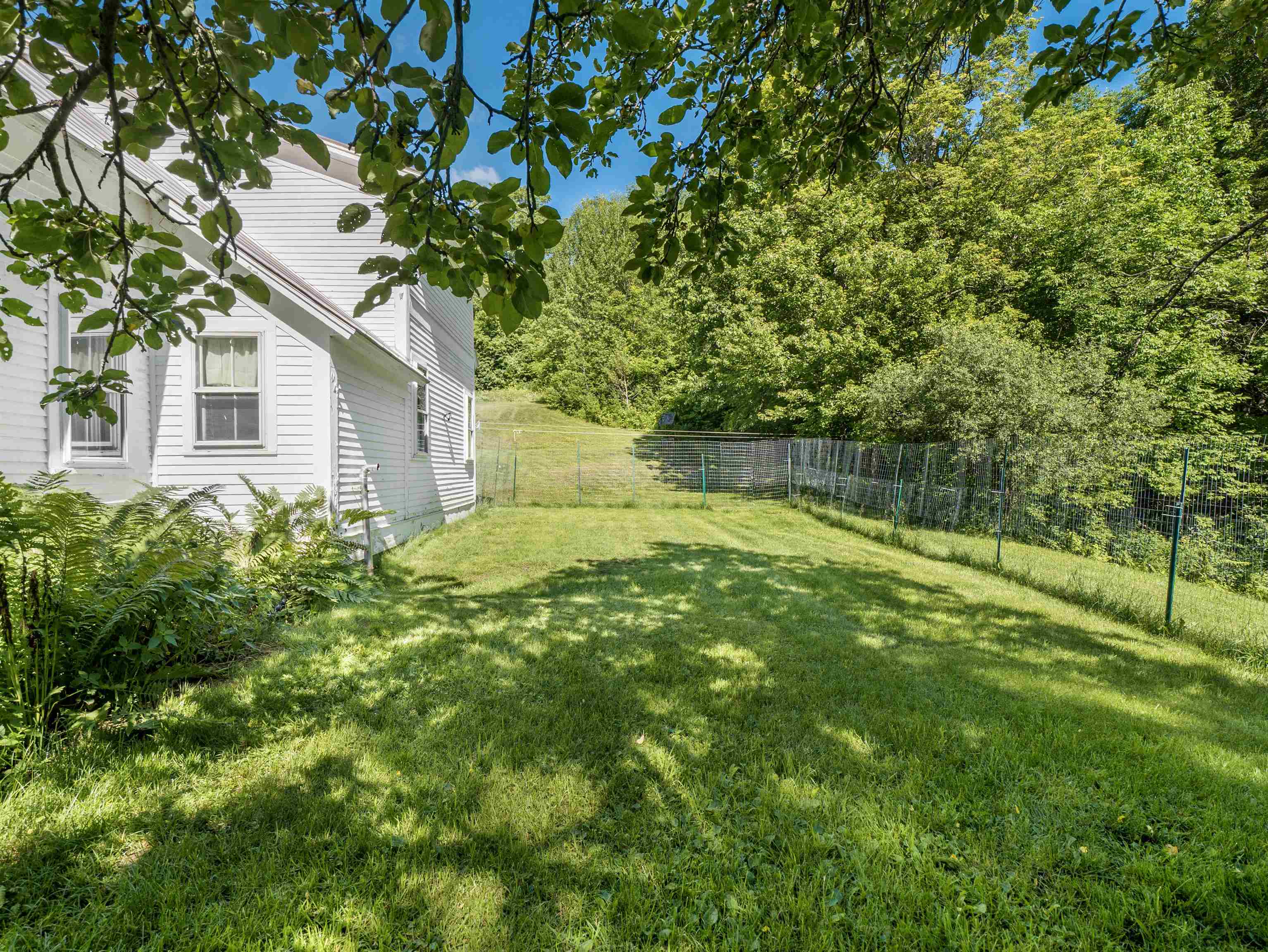 1326 Curtis Hollow Road