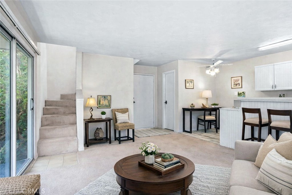 15 La Crescenta Drive