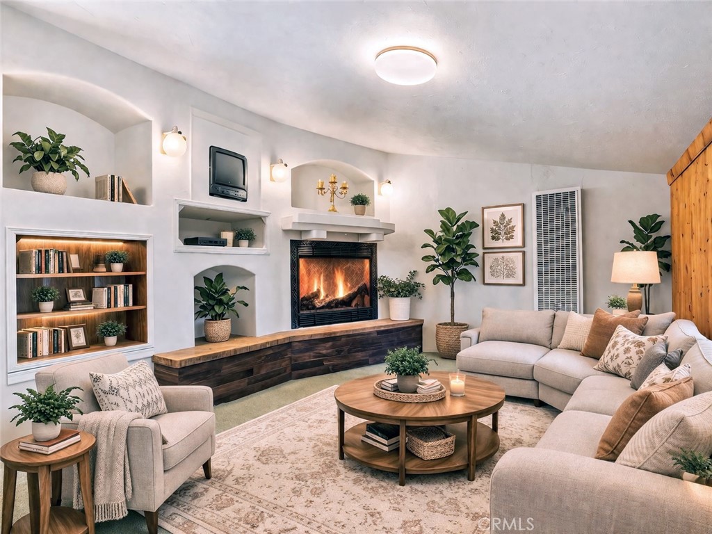 15 La Crescenta Drive