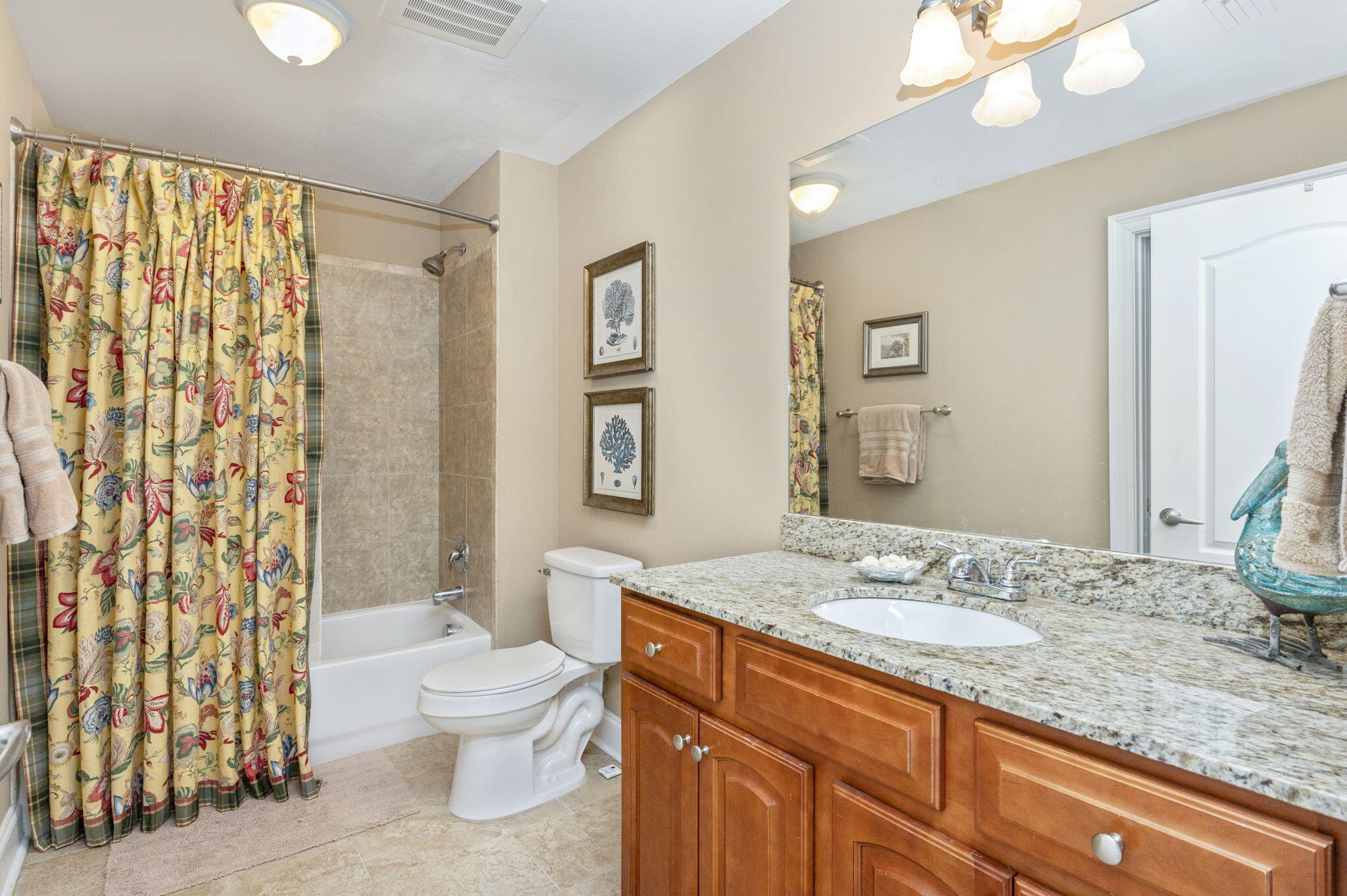 124 SW Miracle Strip Parkway, 700
