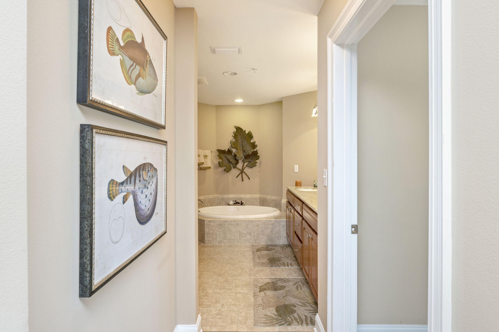 124 SW Miracle Strip Parkway, 700