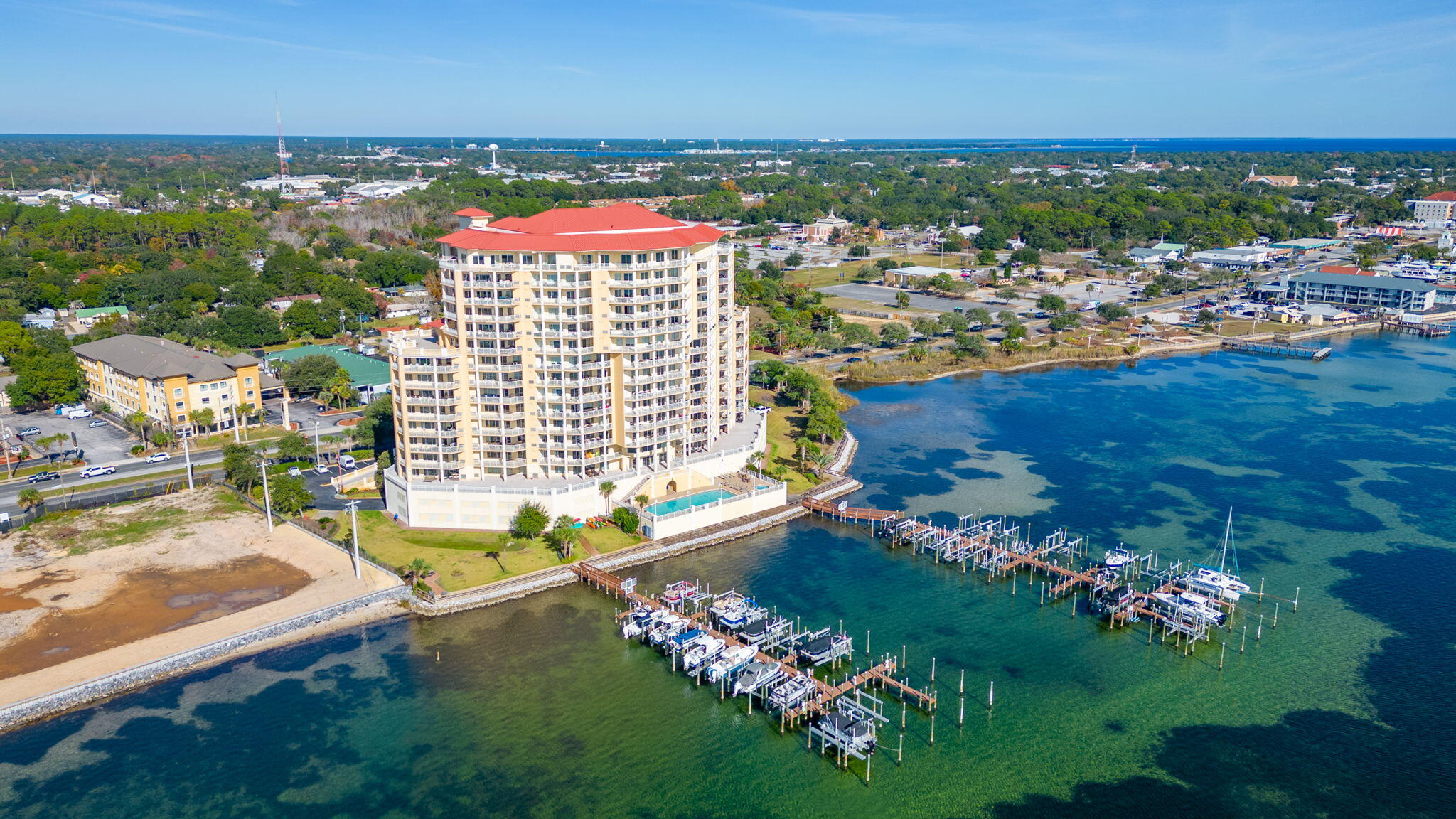 124 SW Miracle Strip Parkway, 700