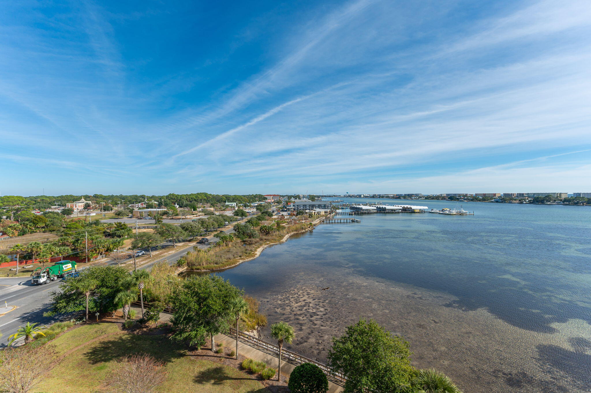 124 SW Miracle Strip Parkway, 700