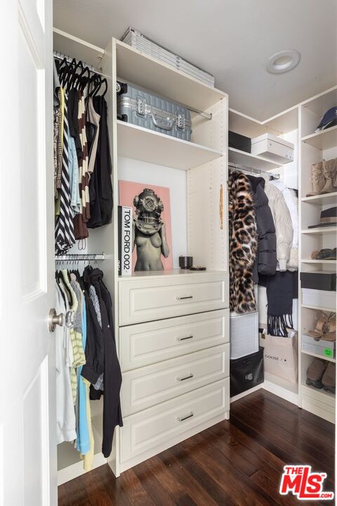 136 S Clark Dr Unit: 2