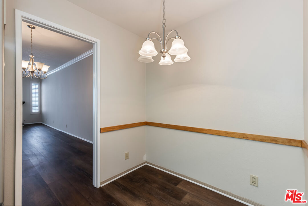 4641 Fulton Ave Unit: 203