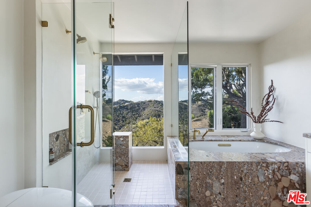 10507 Woodfield Ct Unit: 12