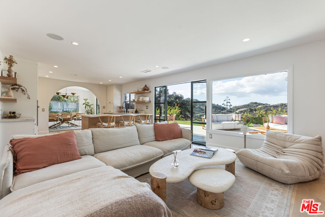 10507 Woodfield Ct Unit: 12