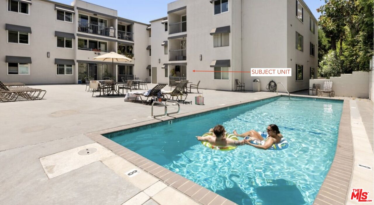 8535 W West Knoll Dr Unit: 109