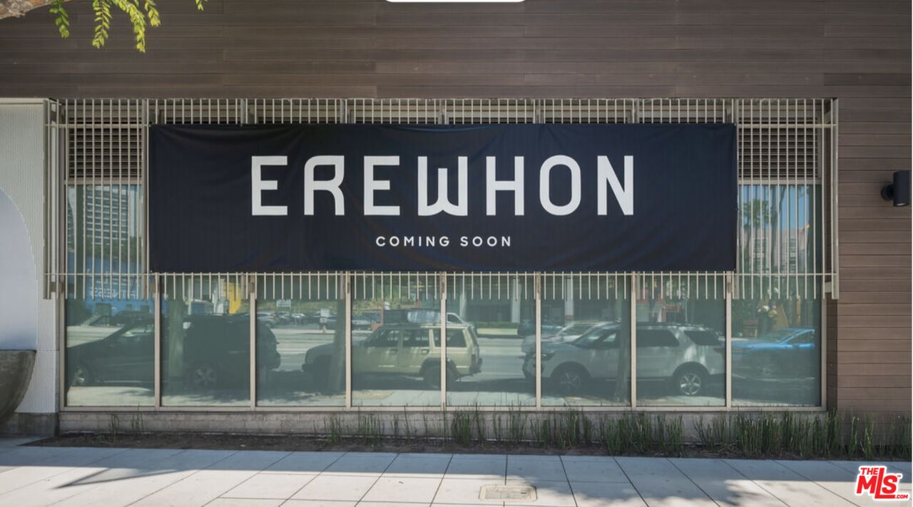 8535 W West Knoll Dr Unit: 109