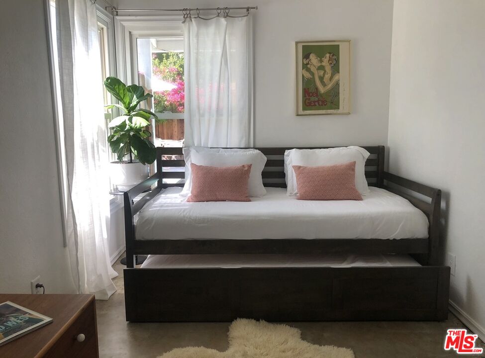 3714 E Calle San Raphael