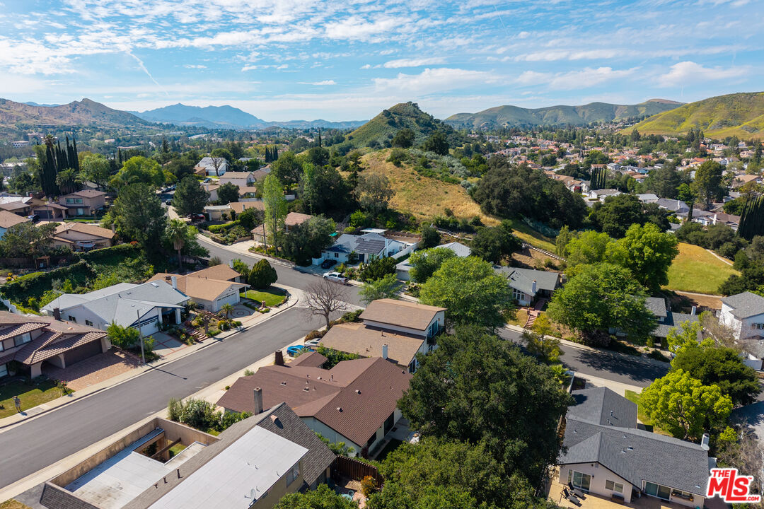 29353 Deep Shadow Dr