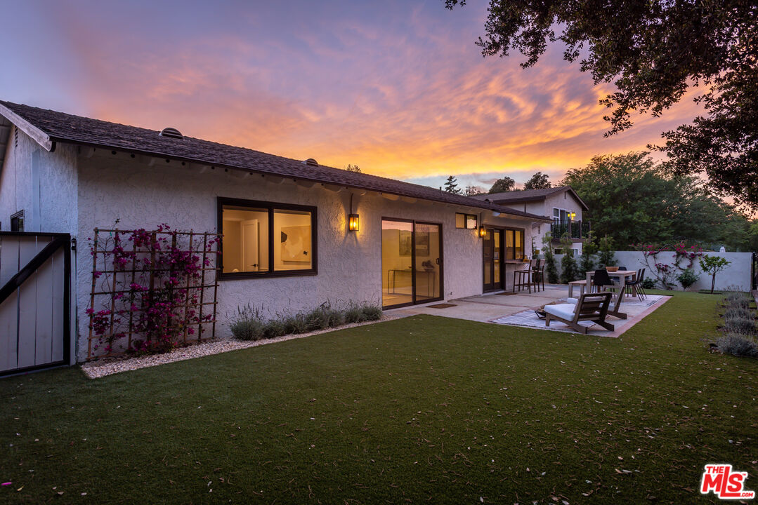 29353 Deep Shadow Dr