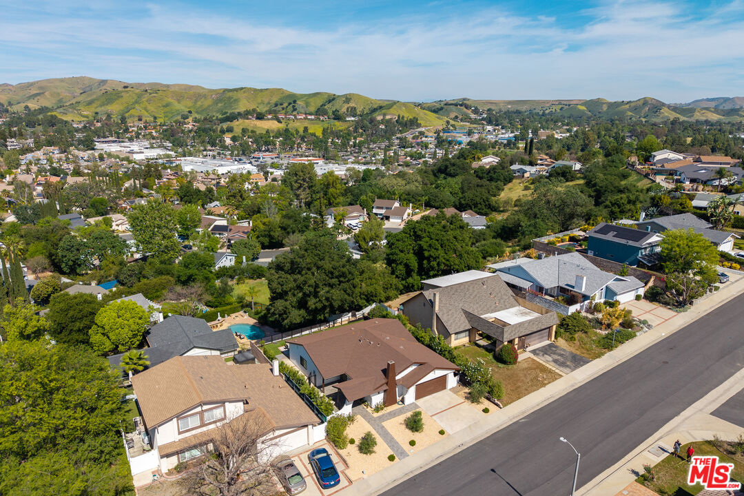 29353 Deep Shadow Dr