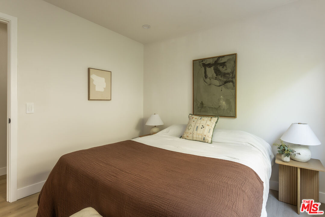 29353 Deep Shadow Dr