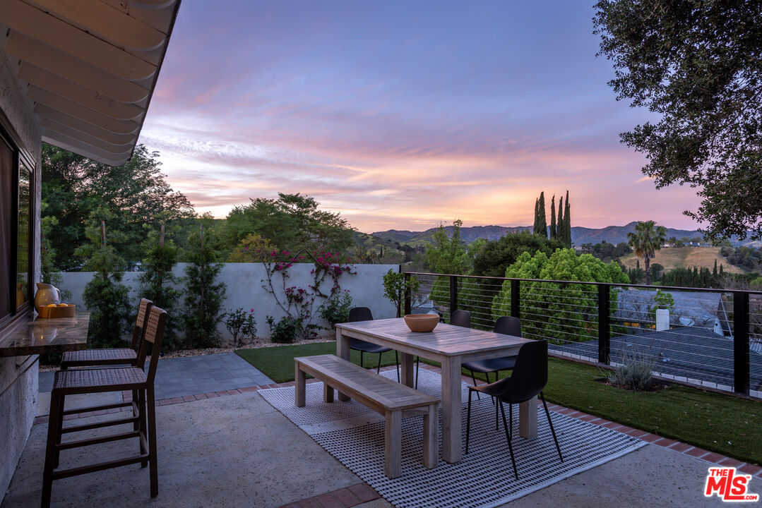 29353 Deep Shadow Dr